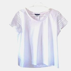 "Lands End" (MP) Misses Cute White Comfy Shirt With Short Sleeves